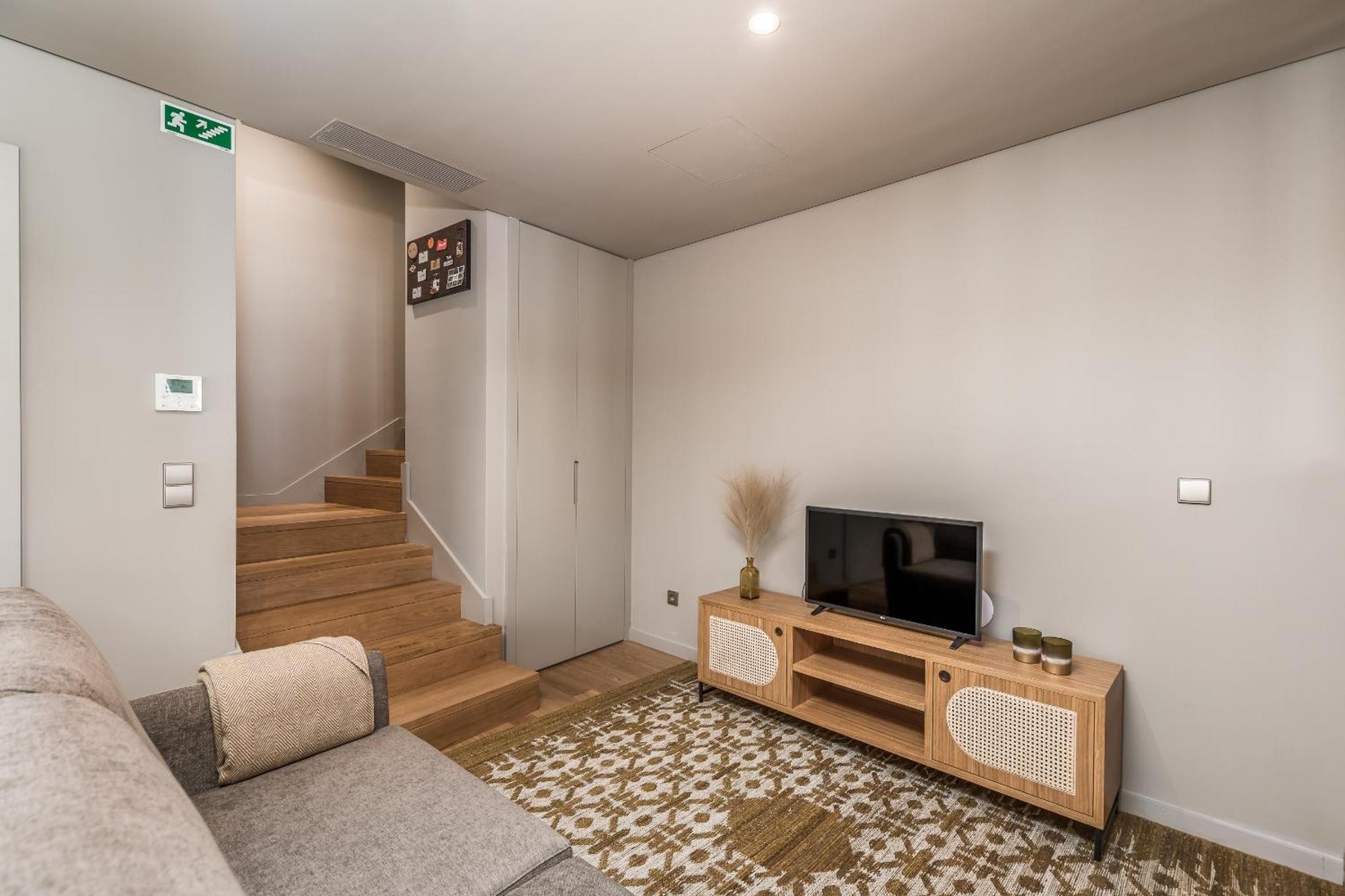 Legends House By Sweet Apart-hotel 2*