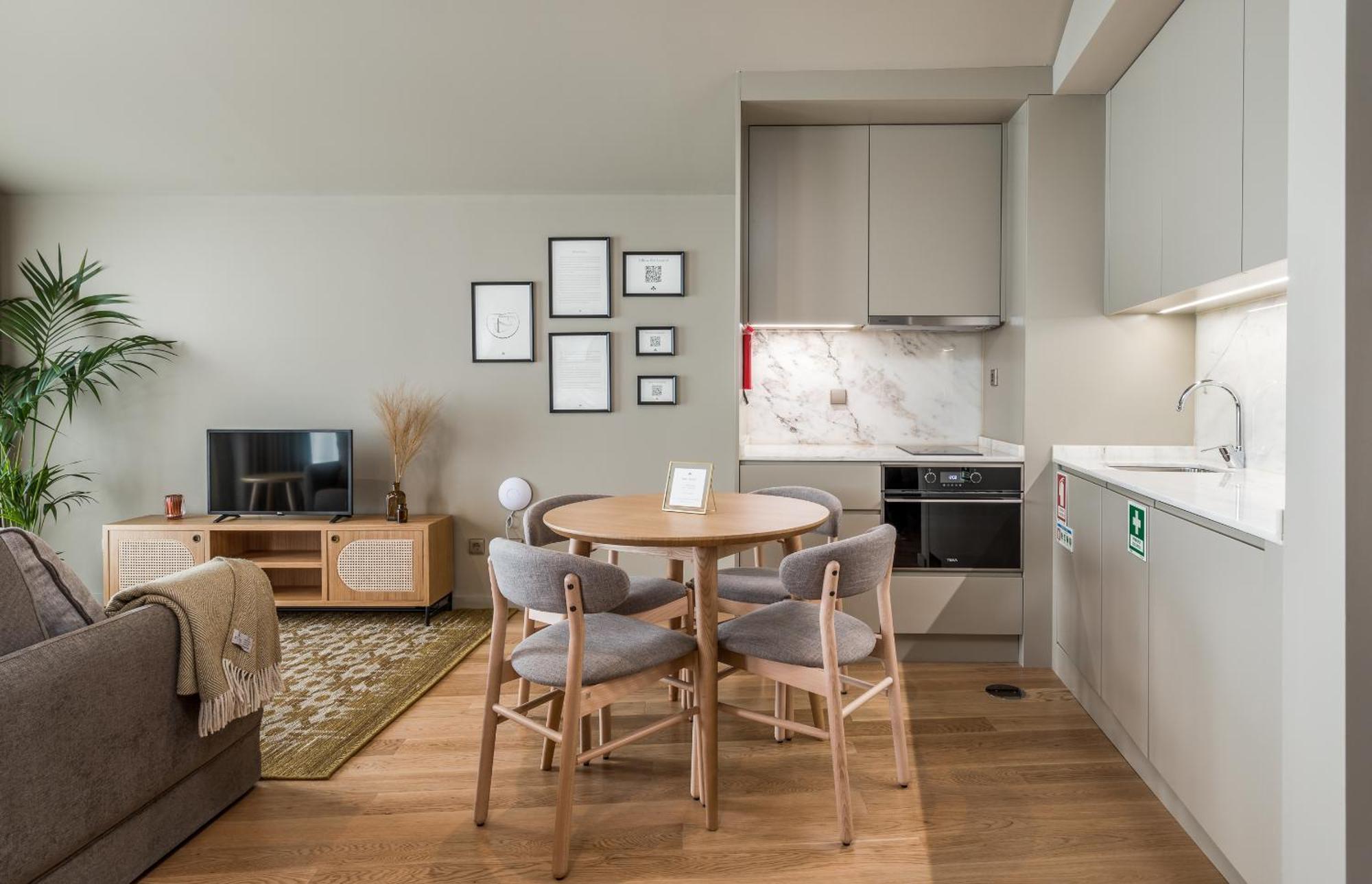 Aparthotel Legends House By Sweet
