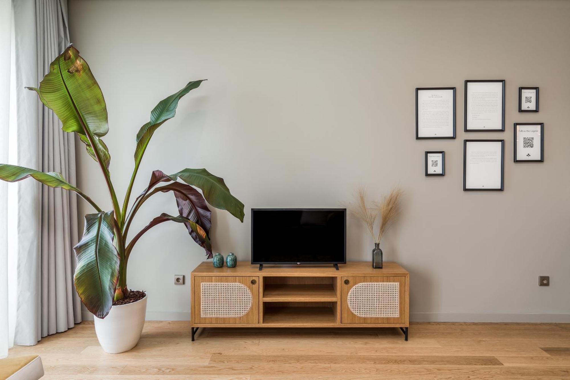 Legends House By Sweet 2*